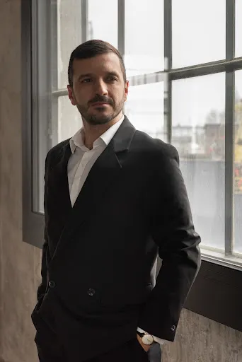 Jakub Kucharek - Ekspert Kredytowy - kredyty hipoteczne, gotówkowe, refinansowanie kredytów. Obsługa zdalna.